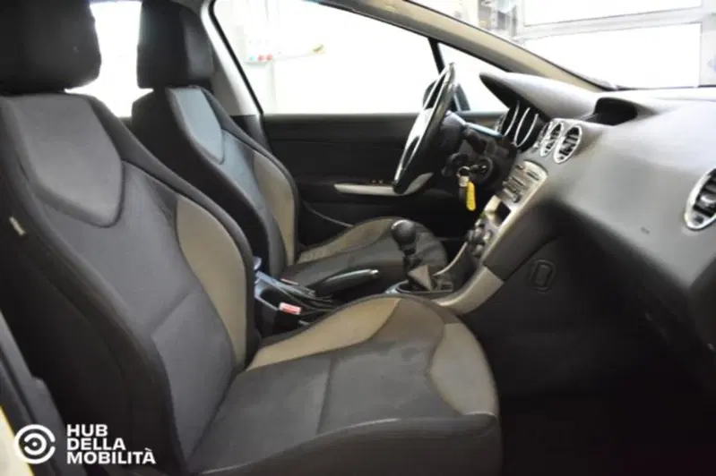 Peugeot 308 usata a Perugia (17)