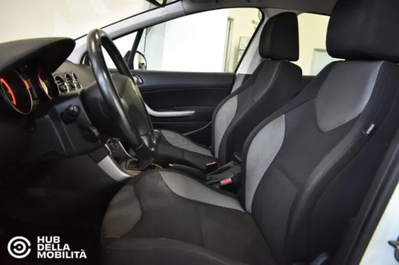 Peugeot 308 usata a Perugia (19)