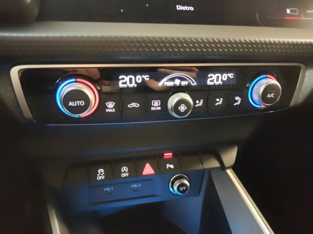 Audi A1 Sportback nuova a Modena (12)