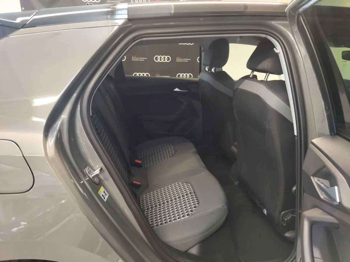 Audi A1 Sportback nuova a Modena (15)