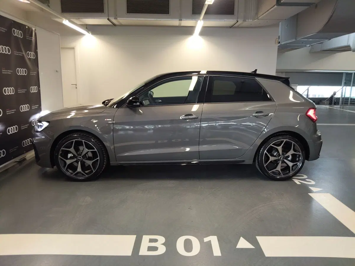 Audi A1 Sportback nuova a Modena (3)