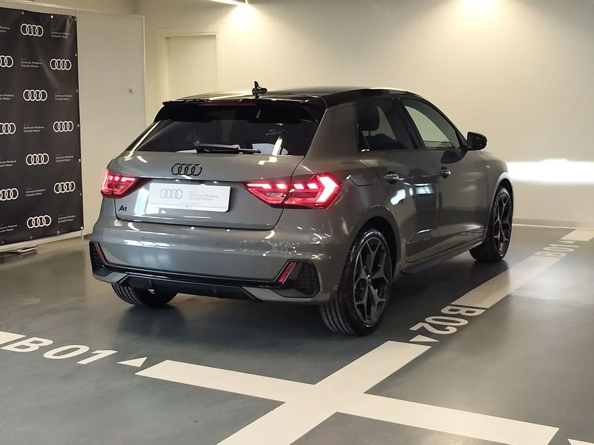 Audi A1 Sportback nuova a Modena (4)