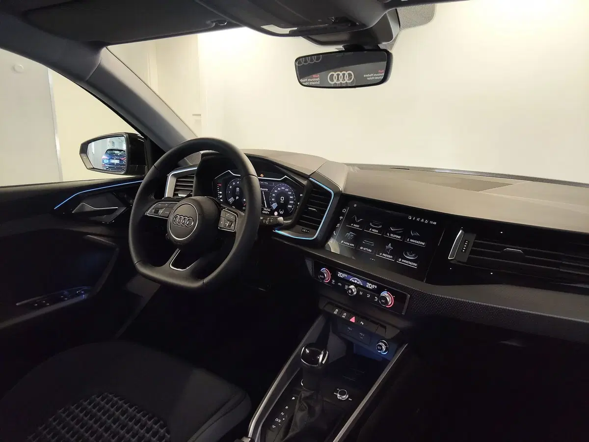 Audi A1 Sportback nuova a Modena (8)