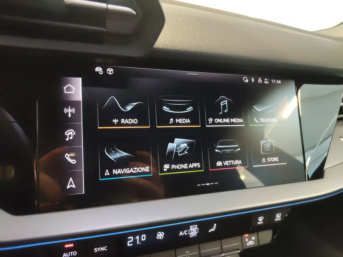 Audi A3 Sportback nuova a Modena (10)