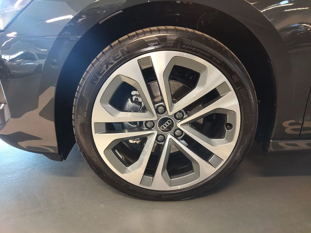 Audi A3 Sportback nuova a Modena (6)