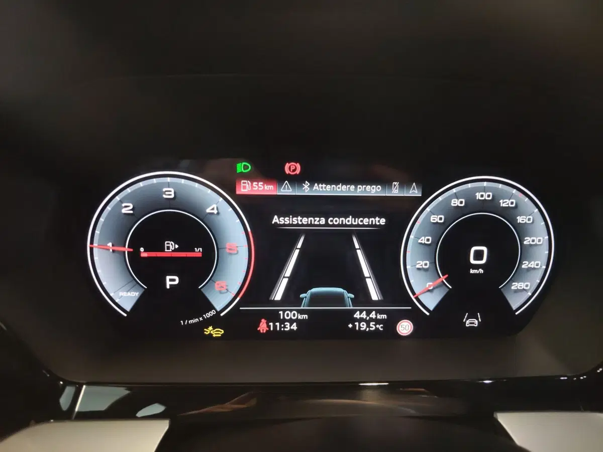 Audi A3 Sportback nuova a Modena (9)