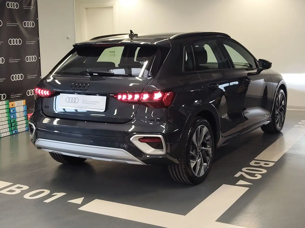 Audi A3 allstreet nuova a Modena (4)