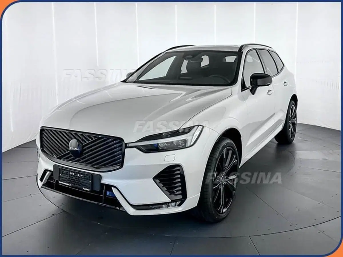 Volvo XC60 nuova a Milano (3)