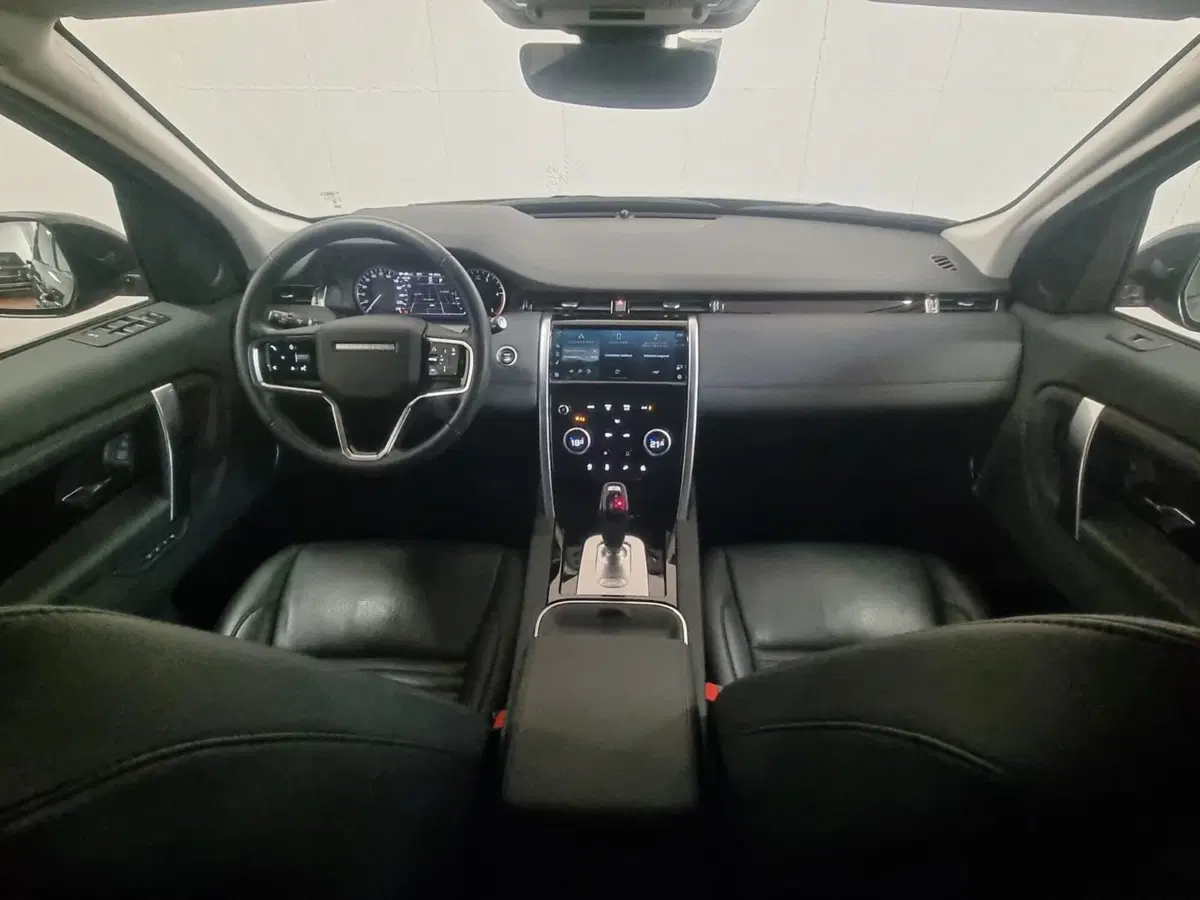 Land Rover Discovery Sport usata a Brescia (4)