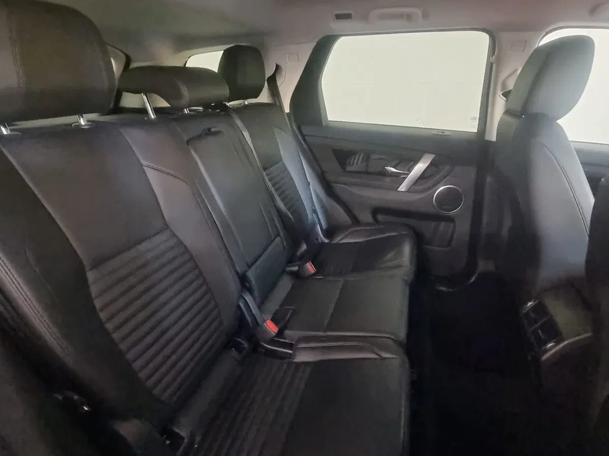 Land Rover Discovery Sport usata a Brescia (5)