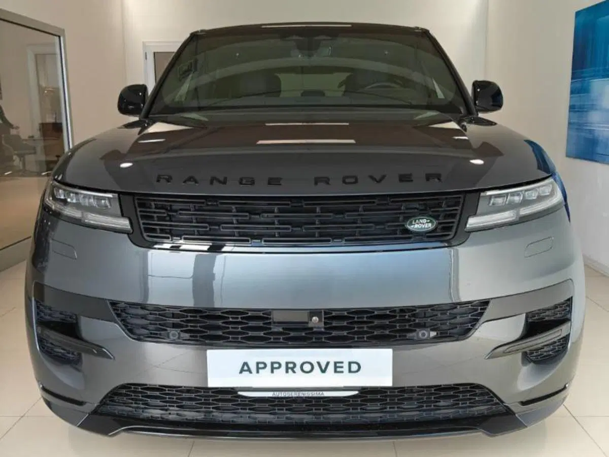 Land Rover Range Rover Sport usata a Venezia (7)