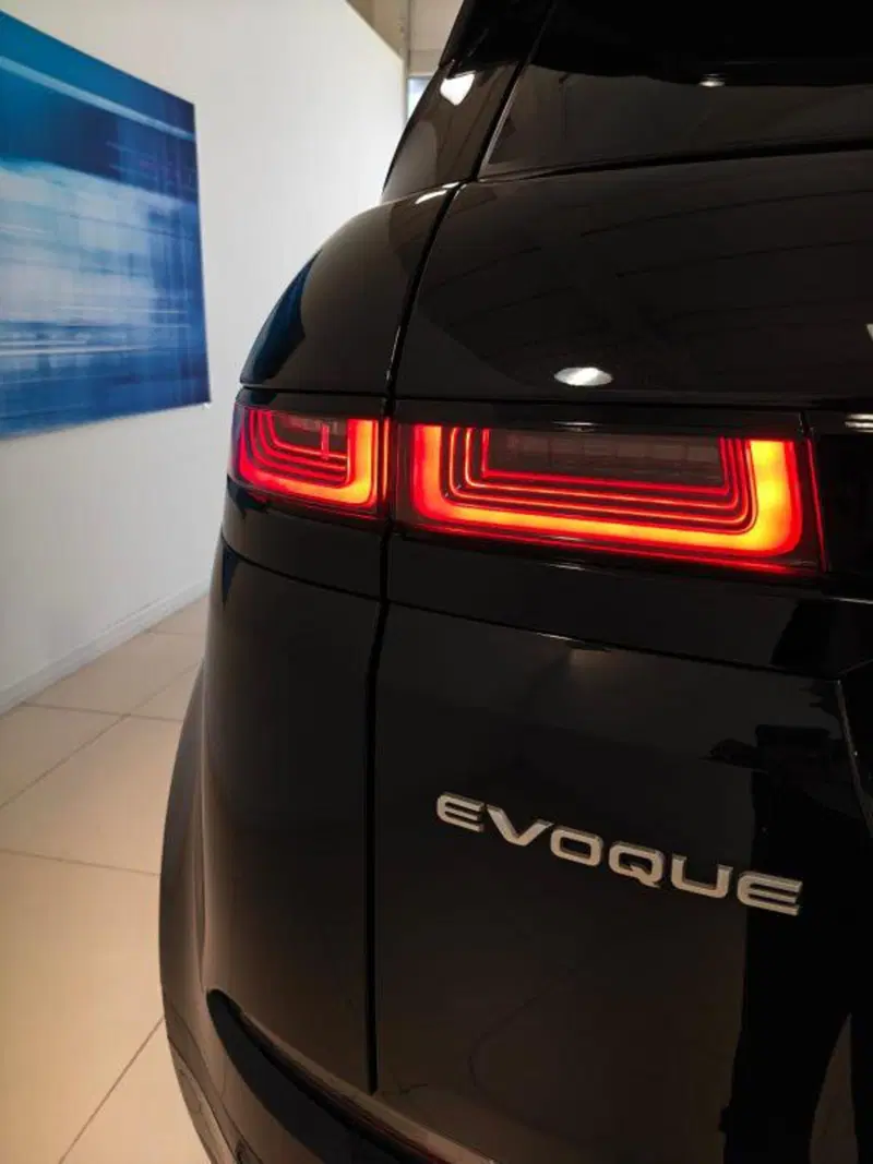 Land Rover Range Rover Evoque usata a Venezia (12)