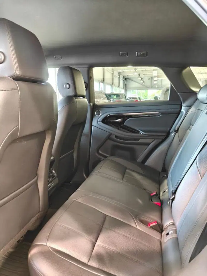 Land Rover Range Rover Evoque usata a Venezia (2)