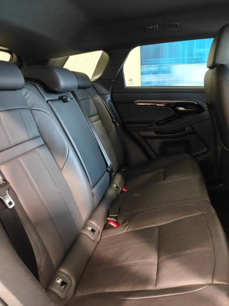 Land Rover Range Rover Evoque usata a Venezia (3)