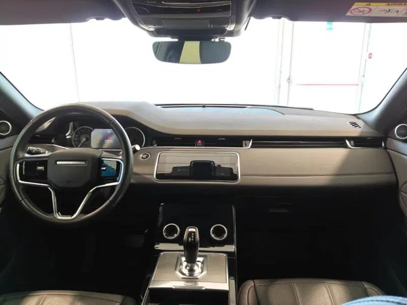 Land Rover Range Rover Evoque usata a Venezia (5)