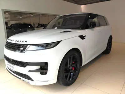 Land Rover Range Rover Sport 3.0D l6 300 CV HSE Dynamic Stealth del 2023 usata a Venezia
