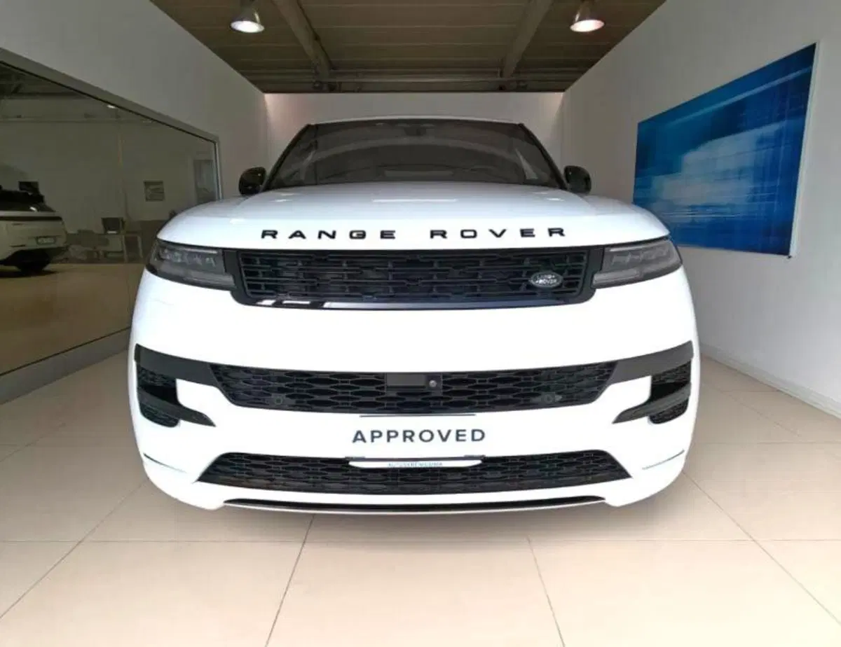 Land Rover Range Rover Sport usata a Venezia (6)