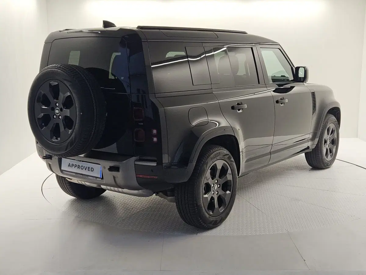 Land Rover Defender usata a Bergamo (2)