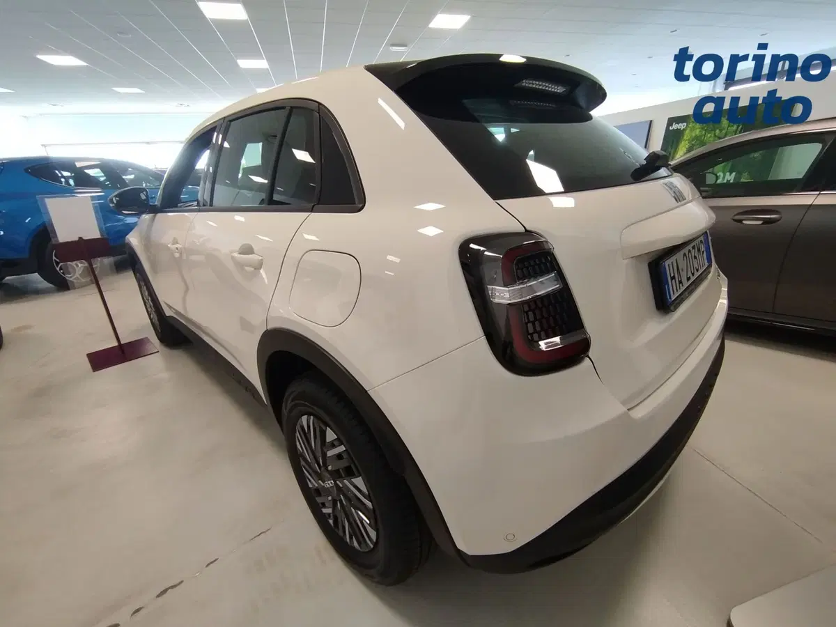 Fiat 600 nuova a Cuneo (7)