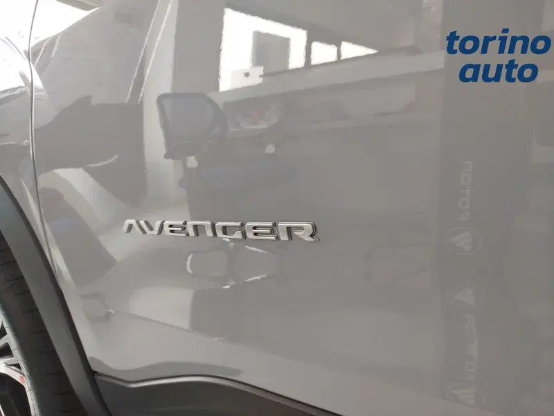 Jeep Avenger nuova a Cuneo (10)