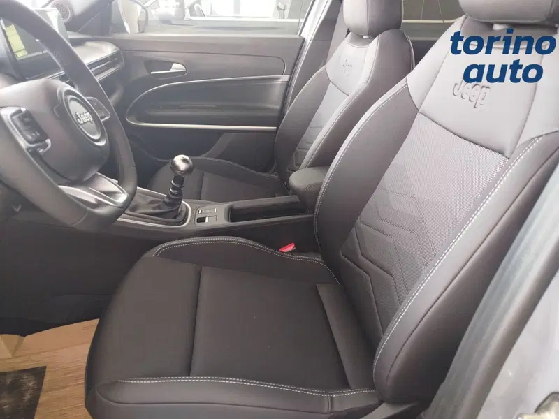 Jeep Avenger nuova a Cuneo (11)
