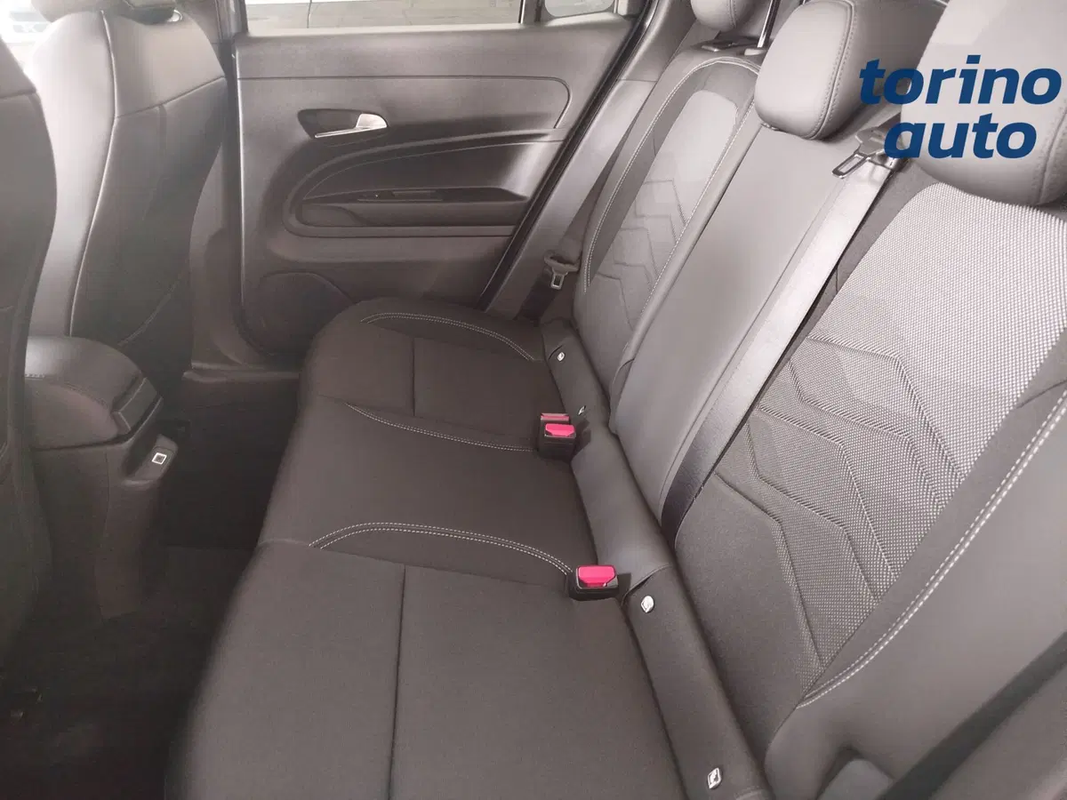 Jeep Avenger nuova a Cuneo (12)