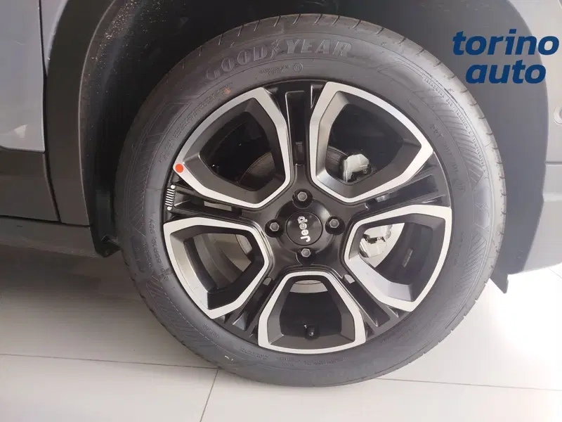Jeep Avenger nuova a Cuneo (7)