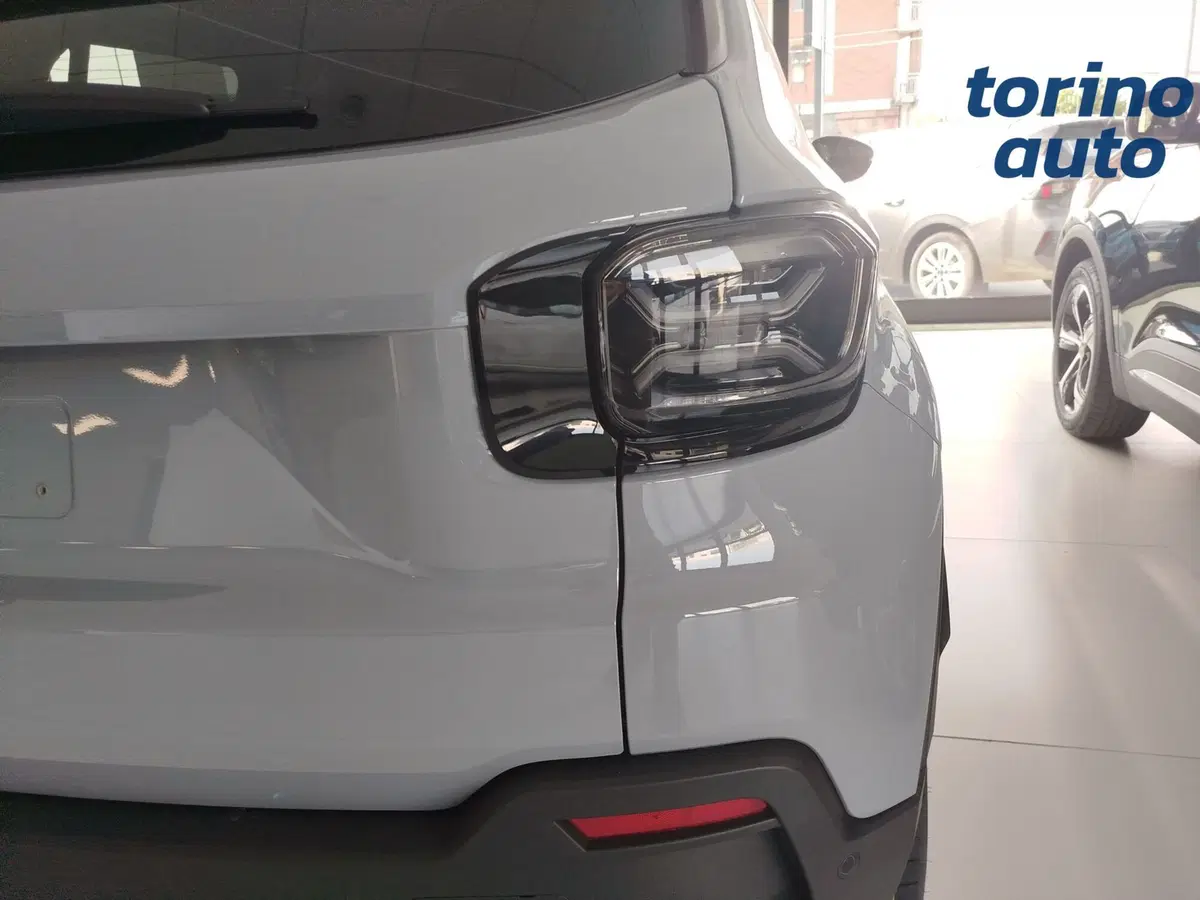 Jeep Avenger nuova a Cuneo (8)