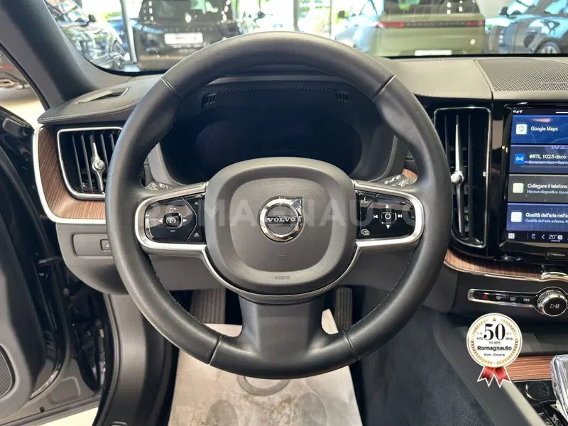 Volvo XC60 usata a Forlì-Cesena (16)