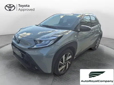 Toyota Aygo X 1.0 Lounge Air 72cv s-cvt del 2024 usata a Roma