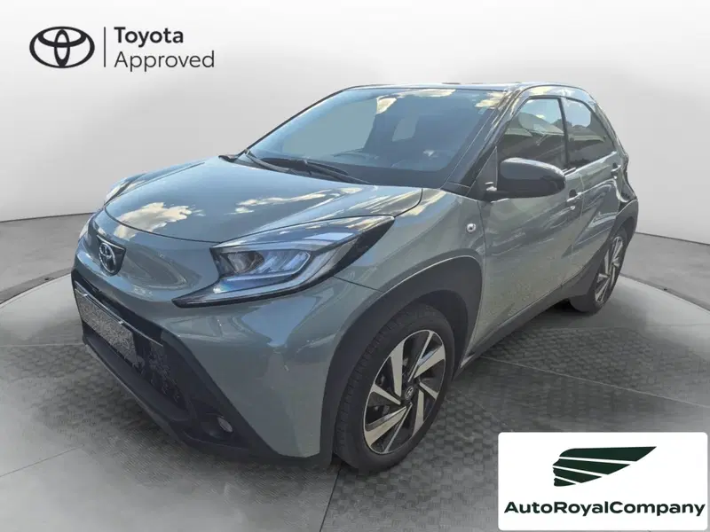 Toyota Aygo X usata a Roma