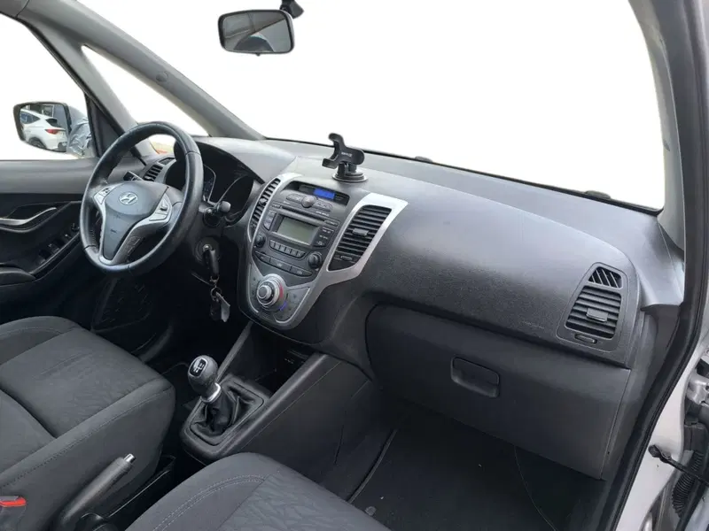 Hyundai ix20 usata a Udine (12)