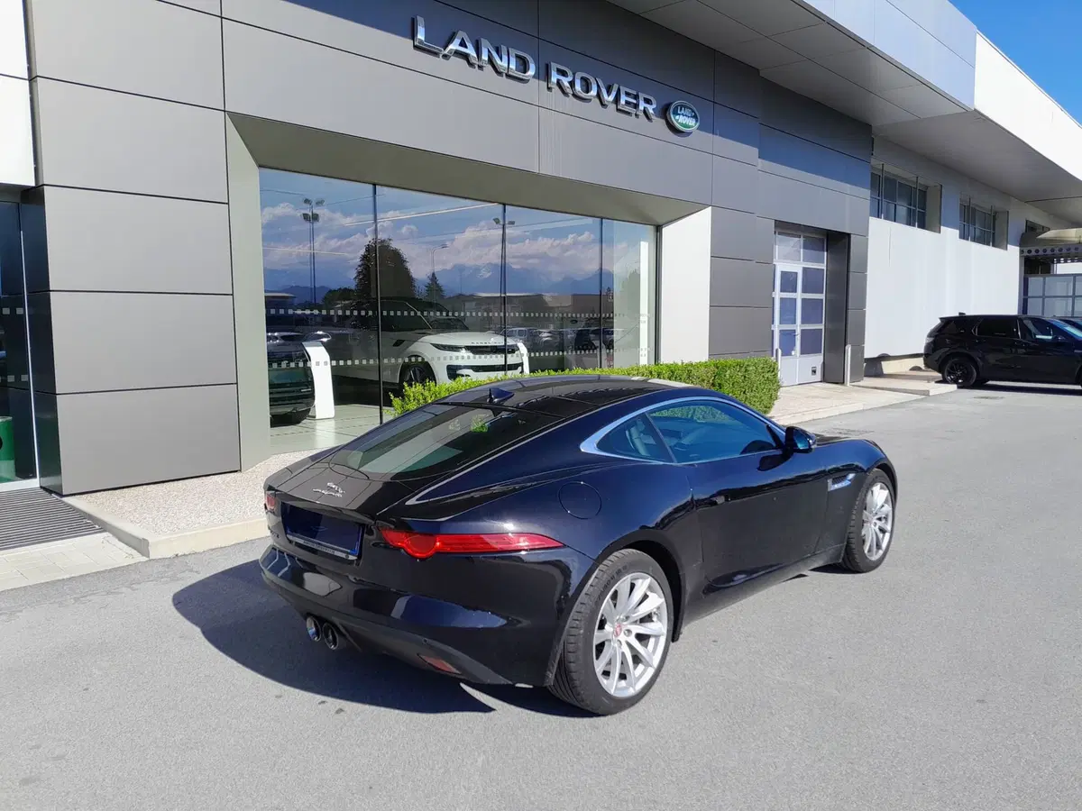 Jaguar F-Type Coupé usata a Cuneo (8)