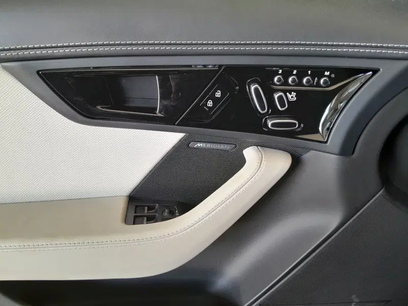 Jaguar F-Type Coupé usata a Cuneo (19)