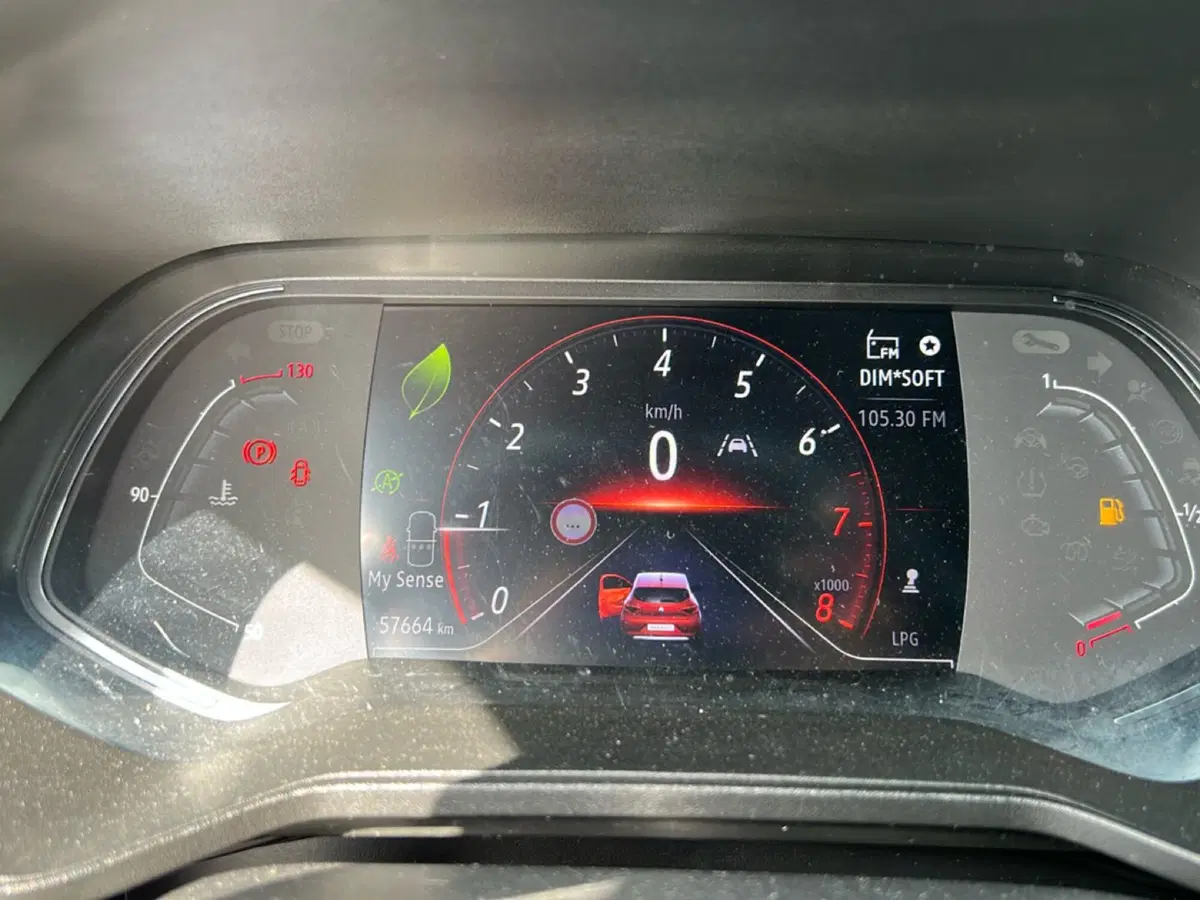 Renault Clio usata a Roma (16)