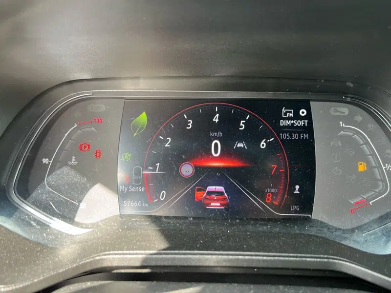 Renault Clio usata a Roma (16)