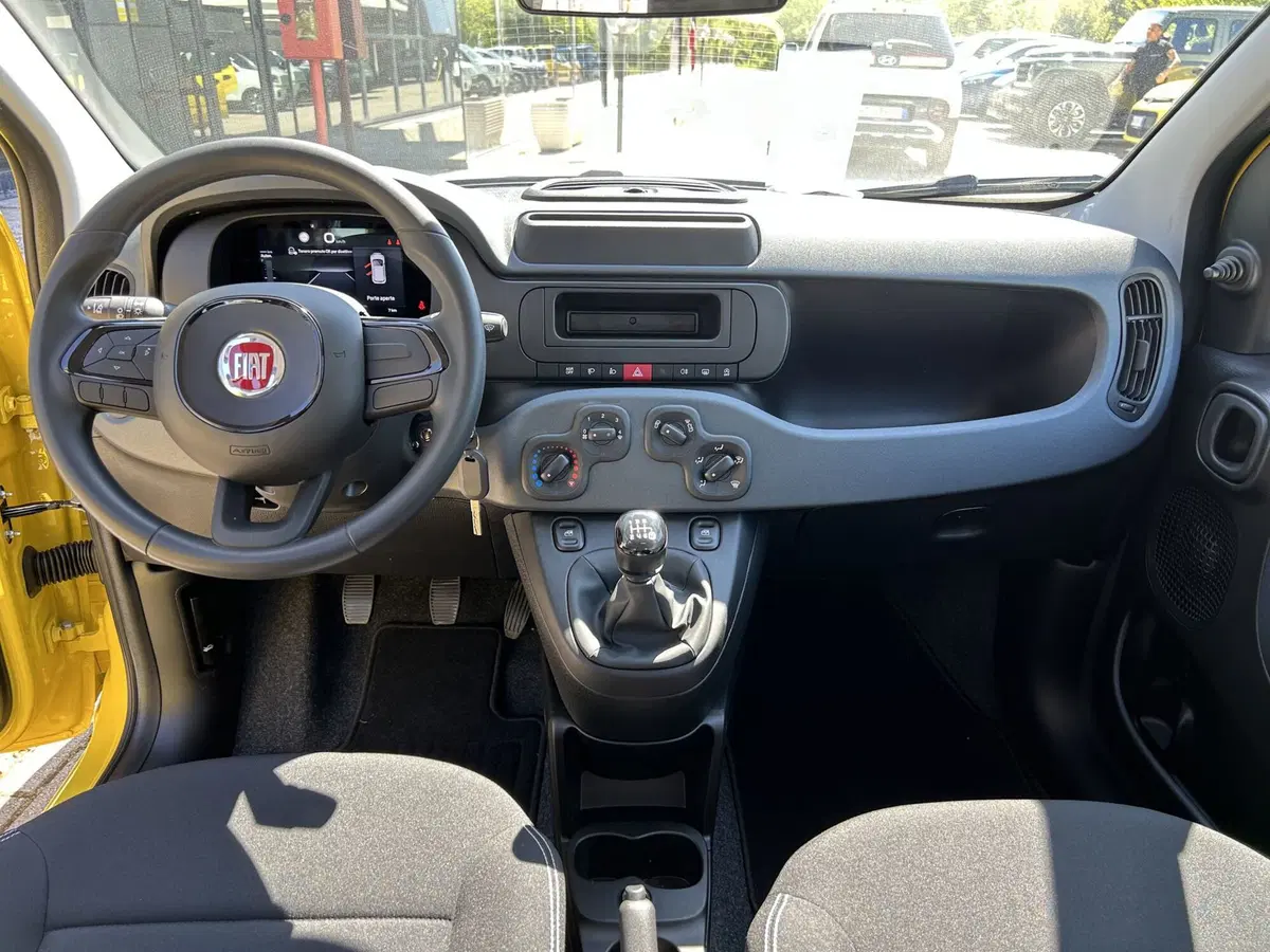 Fiat Pandina nuova a Roma (13)