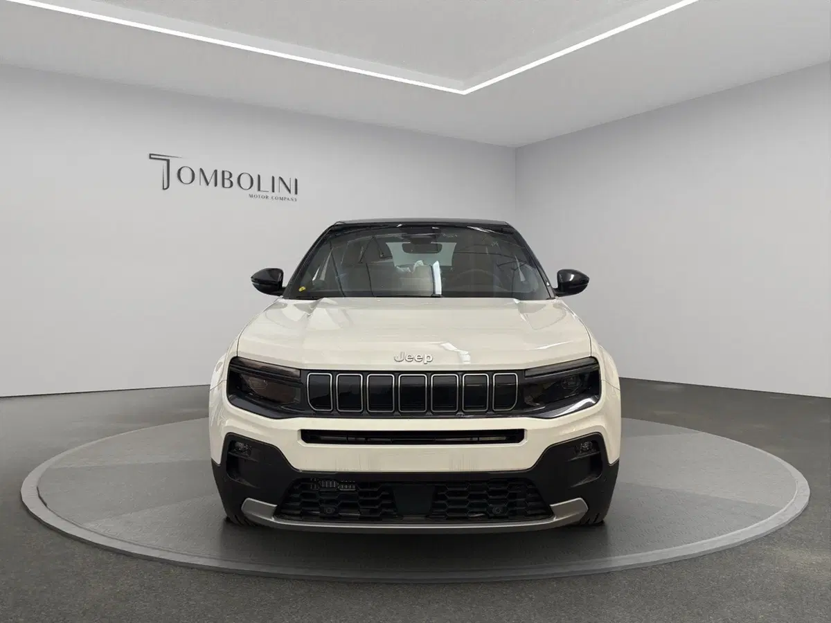 Jeep Avenger nuova a Macerata (2)