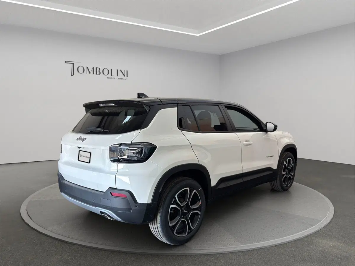 Jeep Avenger nuova a Macerata (6)