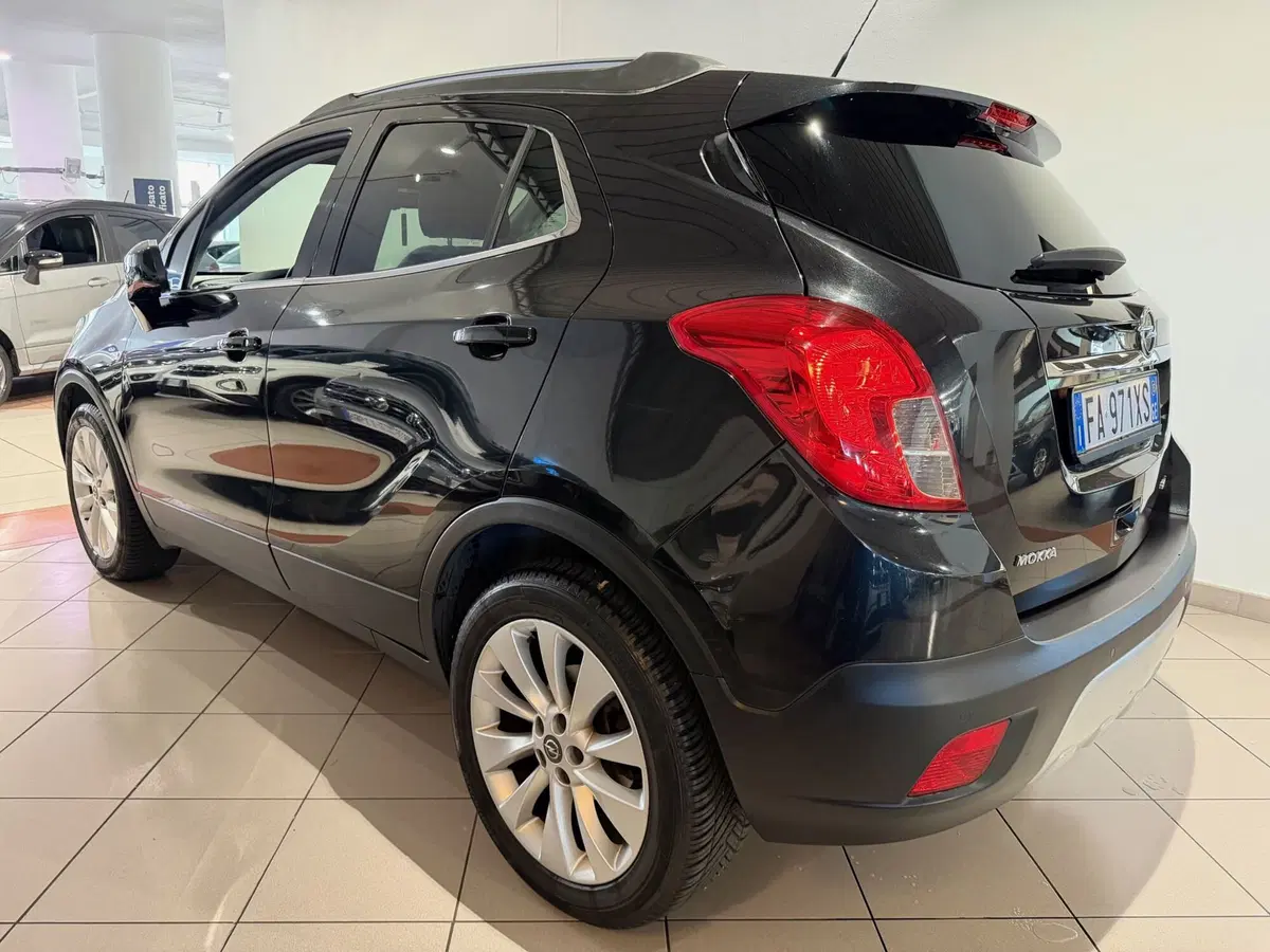 Opel Mokka usata a Genova (3)