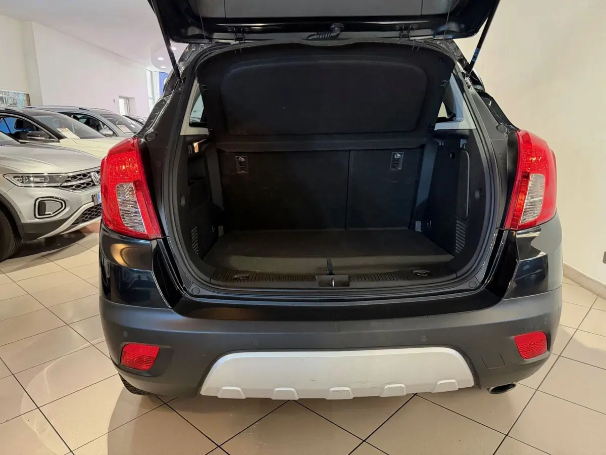 Opel Mokka usata a Genova (9)