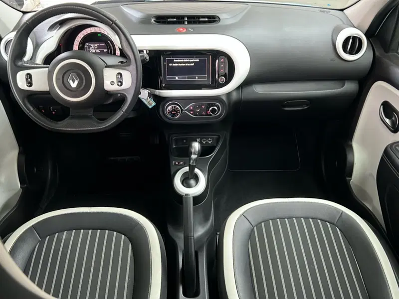 Renault Twingo usata a Roma (11)
