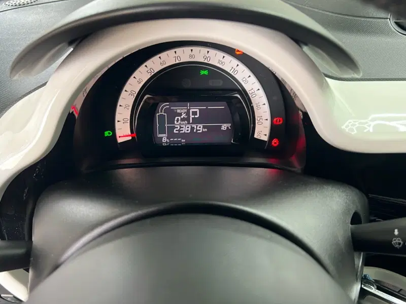 Renault Twingo usata a Roma (13)