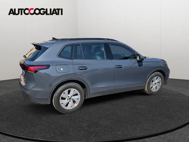 Volkswagen Tiguan usata a Lecco (6)