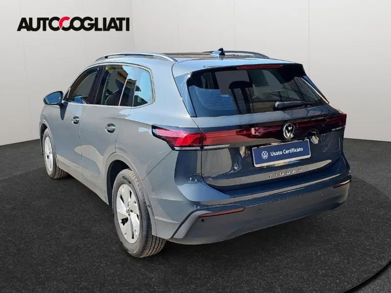 Volkswagen Tiguan usata a Lecco (8)