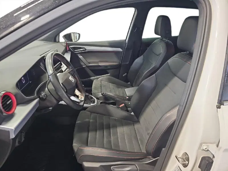 SEAT Arona usata a Lecco (9)