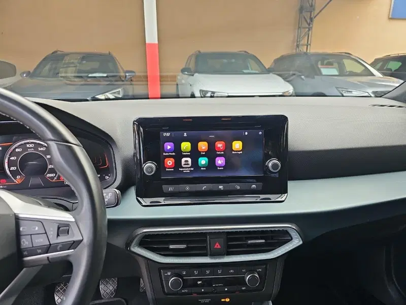 SEAT Arona usata a Lecco (13)