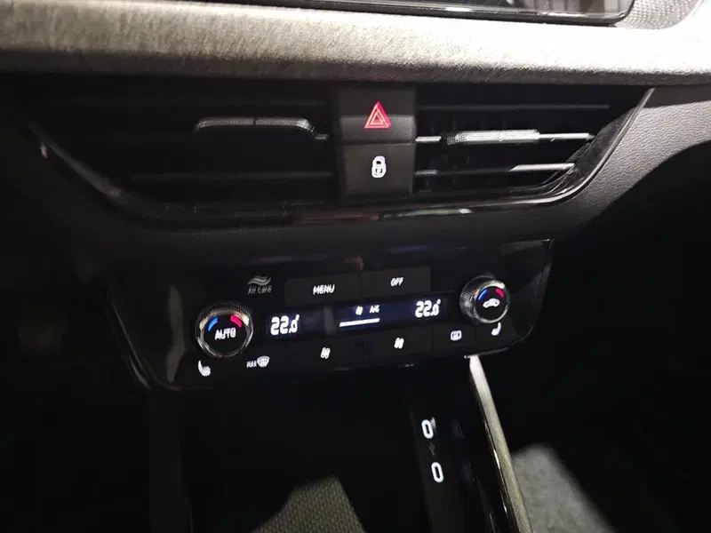 Skoda Kamiq usata a Lecco (9)