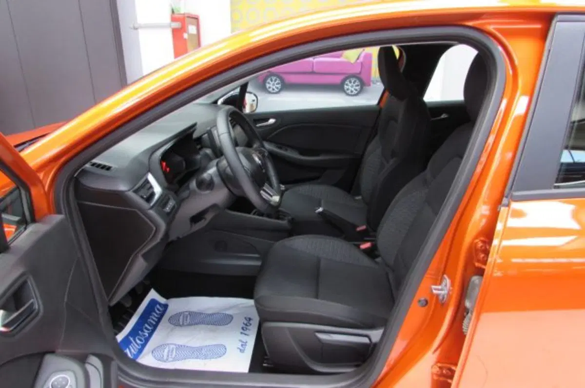 Renault Clio usata a Milano (7)