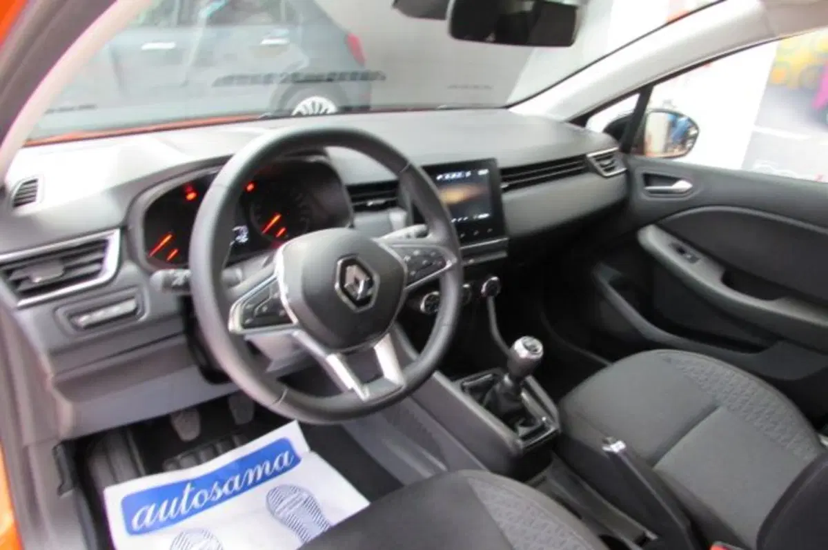 Renault Clio usata a Milano (8)